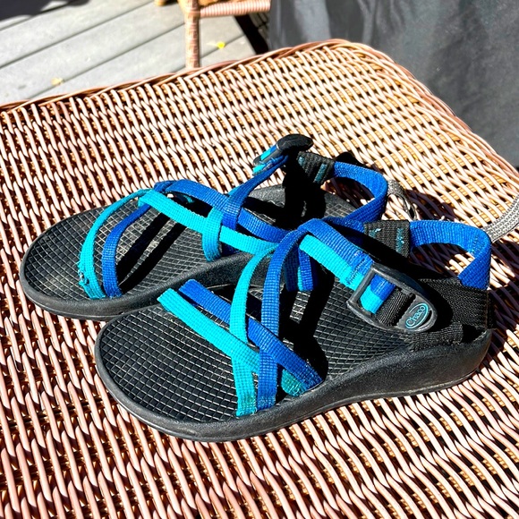 cute chacos